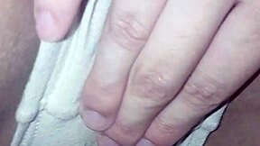 Sexo casero la habitación de mi hermanastra lesbiana cachonda