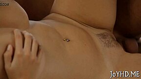 Kåt tonåring 18+ suger och knullar kille böjd framåt slarvigt