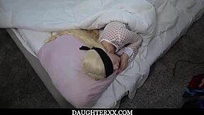 Stepdads Surprised With Stepdaughters Pussy - Kenzie Reeves!