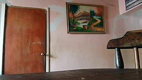 Morena Latina seduces padrastro with huge ass