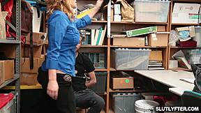 female lp officer pussy feed the male suspect