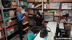 female lp officer pussy feed the male suspect