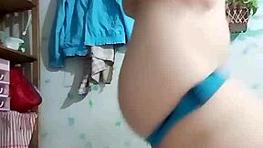 i wear glasses and show my pussy completely.