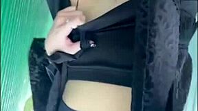 ki-sim undresses on the street and meets a guy