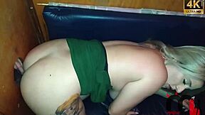 Quando o corno quer ver, vamos sempre no gloryhole?