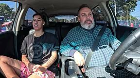 boyceta pegou uma carona e acabou fudendo pela primeira vez nem o c� escapou cristal ortega