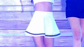 Red Velvet's Wendy powers up in this 180830 fancam performance.