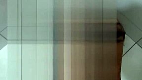 levando mijada e pagando boquete