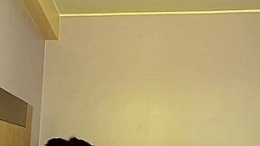 mature wife flashes ass to taxi driver for milking 😈