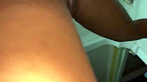 le follo el coño a mi hermanastra con mi gran polla