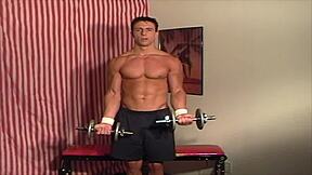 hey, watch reese rideout strip while working out?