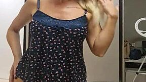 Alineflavio update 144 - blond milf fingerfutter glat fisse hjemmelavet