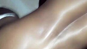 Scopata dura con schiaffi e cazzo mostruoso