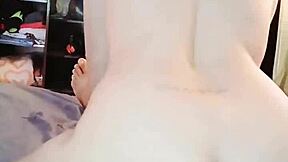 Que buena la sentadillas cabalgando, Naree wants me to cum inside her tasty pussy!