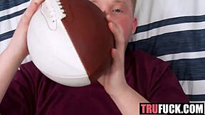 Stepsisters Daisy Fox and Jimmy Michaels enjoy perfect cake in taboo reality hardcore.