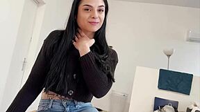 Putalocura - tetona española nadja hot saca la lefa