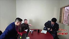 EMPRESA FAZ TESTE DO SOFÁ COM EMPREGADA MILF ELA CHUPOU GERAL