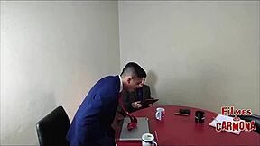 EMPRESA FAZ TESTE DO SOFÁ COM EMPREGADA MILF ELA CHUPOU GERAL