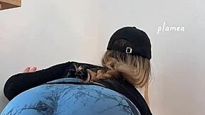 why is the perfect round ass girl showing off her skills? in leggings during workout!