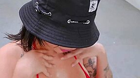 Asian Colombian Cheerleader Licks Ass in Amateur Assfucking