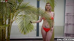 Bewitching mary monroe twitching on her explosive orgasm