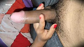 Stepmom's first handjob makes me cum hard!