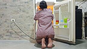 Neighbor cleans without thong, but wears panties? Met on sxhorny com