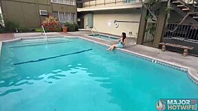 skinny busty milf syren de mer gives rome major blowjob and gets banged