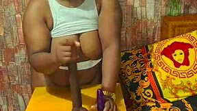 Shaved Pussy Exposed in Homemade Amateur Video Update!