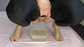 Watch this mature milf's huge pissing compilation scenes?