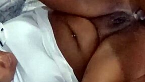 chupando a buceta peluda da minha puta