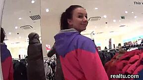 Czech Sweetie Undresses and Blows in Shop