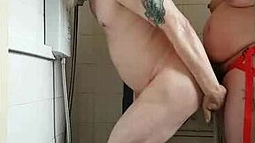 Amateur Girl Fucks Guy With Strapon