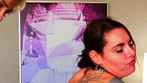 Sexy Milf Uses Strapon For Domination And Cunilingus