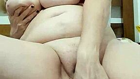 Vou te ensinar como ter uma gozada anal solo libertadora