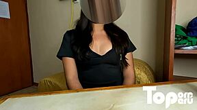 Watch Maryjean, the beautiful Peruvian, offer her virgin ass in this casting for money.