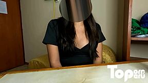 Watch Maryjean, the beautiful Peruvian, offer her virgin ass in this casting for money.