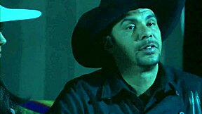 Brooke Ballentyne aún tiene chaparreras puestas mientras recibe creampie SqF