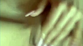 Rossmexicnaa Se Mete Su Dildo Super Rico por el Culo