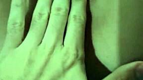 Homemade couple fucks tight wet pussy of teen slut