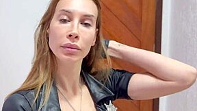 Argentinian prostitute takes milk in hotel parody