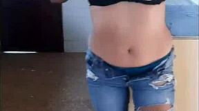 Amiga Entrega Culo Pagando Apuesta en Grupo Realidad