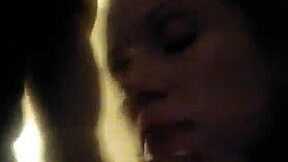 Prosi za jebanje obraza z monsternim kurcem