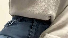 لحظة سريعة في عيادة الدكتور مع مريضة تنفجر شهوتها خارجاً