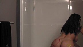 Sasha aka cindi sindee body paints and bathes in shower