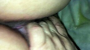 Mexican woman squirts intensely during sex