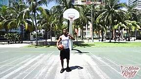 Does curvy pawg Nina Kayy drop her shorts for riding?