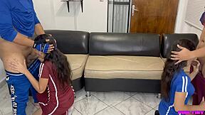 Emotivna zamena devojaka s prijateljem u JAV kukavici sceni