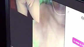 ella se muestra amante