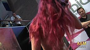 Amateur Ucraniana La Lía Gorda En El Salón Erótico De Barcelona